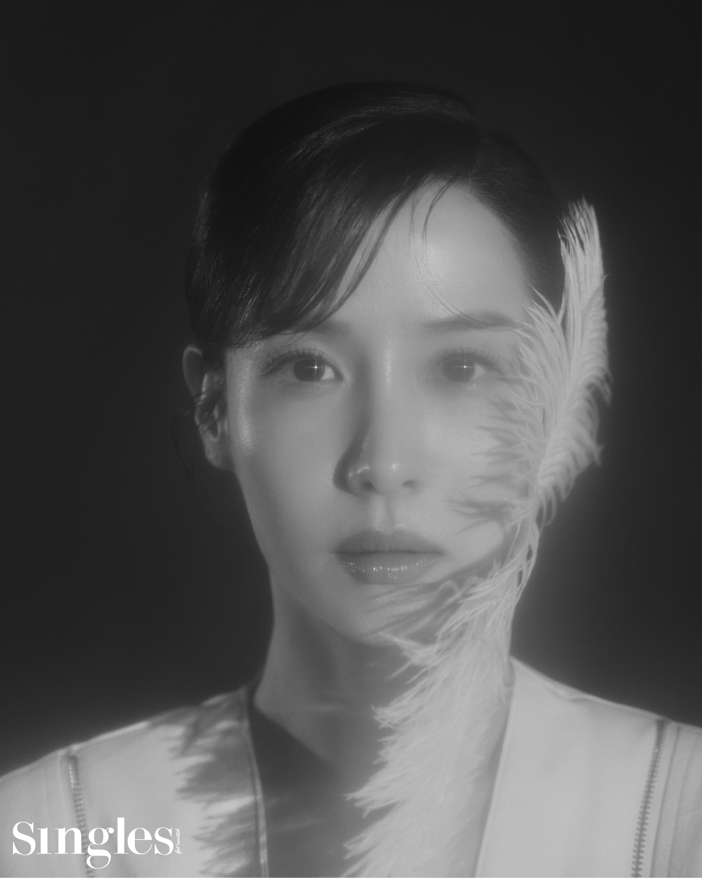 영화 히든페이스 송승헌 조여정 박지현의 싱글즈 화보 송승헌, 조여정, 박지현, 영화 개봉, 히든페이스 영화, 싱글즈 화보